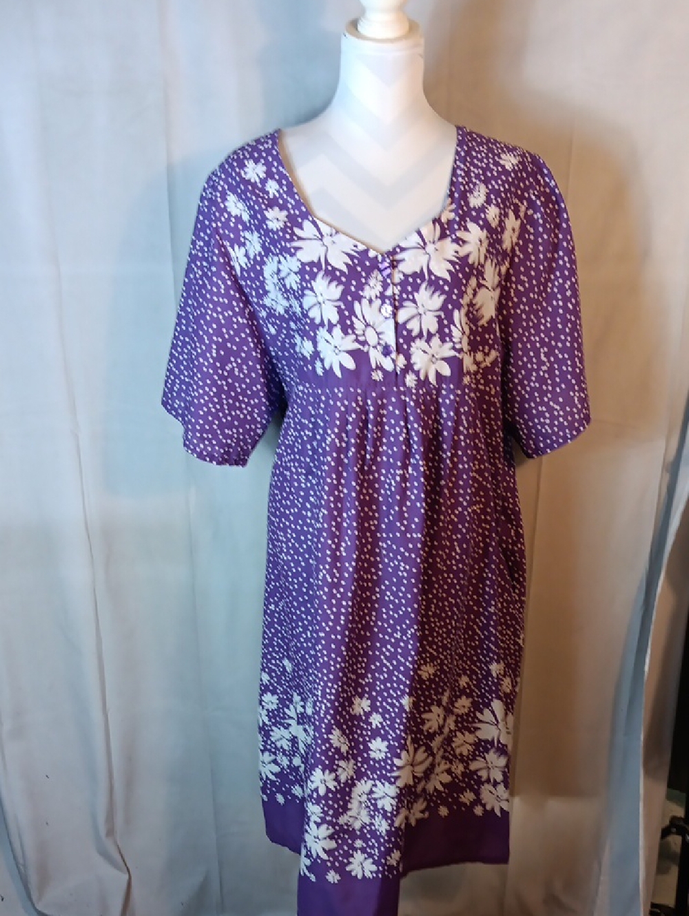 Anthony Richards Purple and White Floral Midi Dress